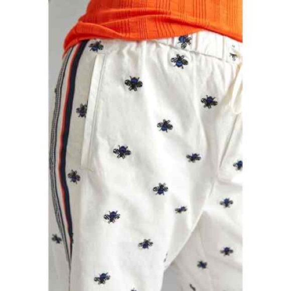 Anthro Bumble Bee Paints - Size M - Picture 4 of 7